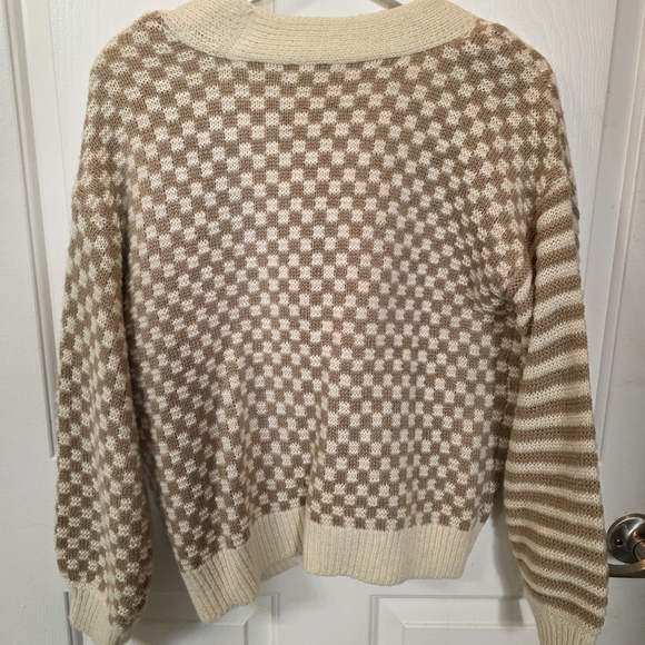 Maurices Beige and Cream Patterned Cardigan - Picture 5 of 5